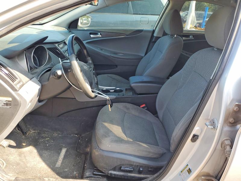 Photo 7 from auction – 2012 HYUNDAI SONATA with VIN 5NPEB4AC1CH474613