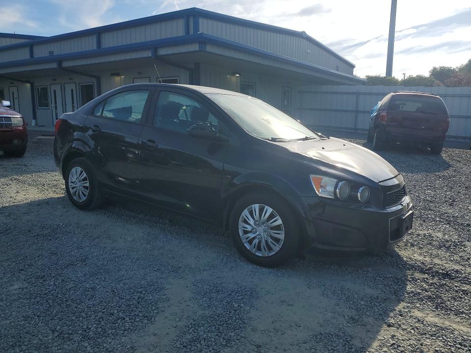Photo 4 from auction – 2016 CHEVROLET SONIC with VIN 1G1JA5SH6G4122729