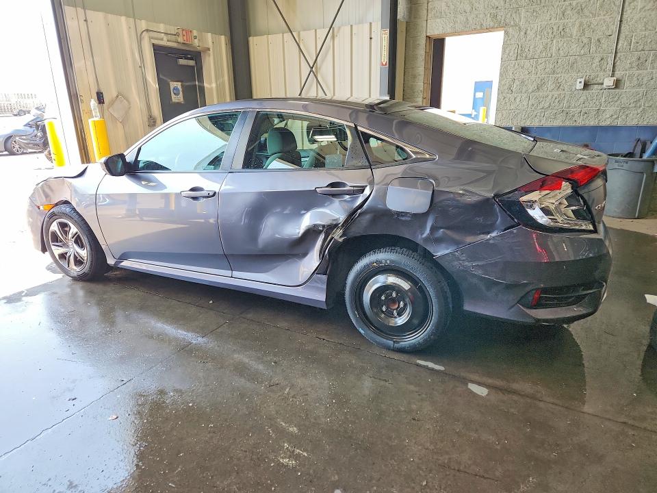 Photo 2 from auction – 2020 HONDA CIVIC with VIN 2HGFC2F64LH552417