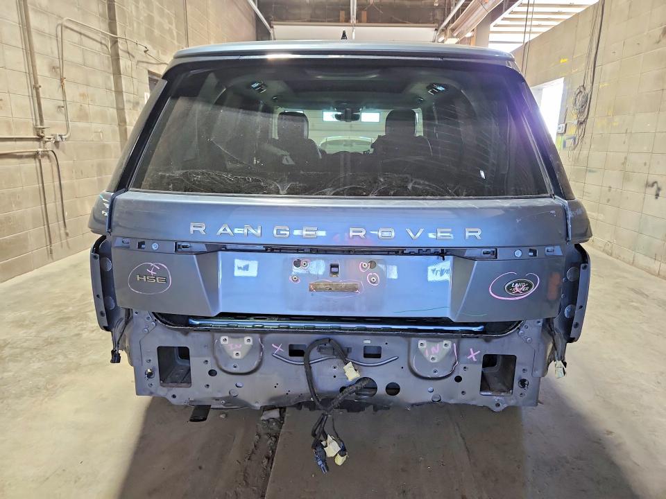 Photo 6 from auction – 2019 LAND ROVER RANGE ROVER with VIN SALGS2SV2KA516458