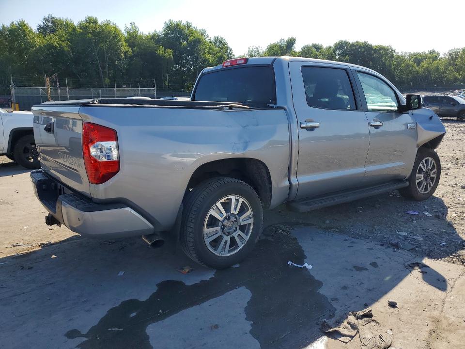 Photo 3 from auction – 2015 TOYOTA TUNDRA with VIN 5TFAY5F12FX436603