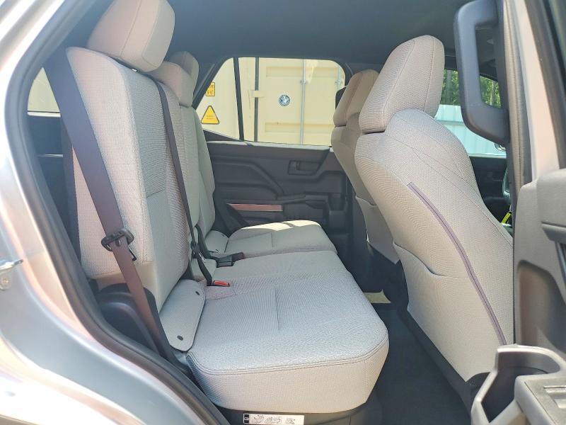 Снимка 11 от търг – 2026 TOYOTA 4RUNNER с VIN JTEVA5AR8T5014003