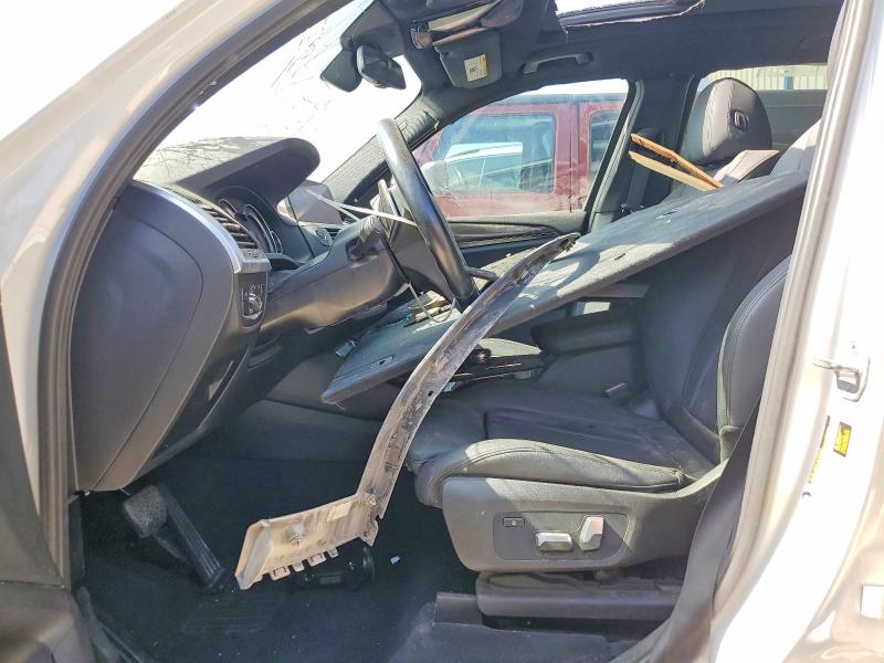 Photo 7 from auction – 2019 BMW X3 with VIN 5UXTR7C56KLF29359