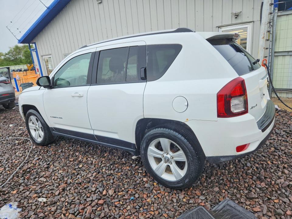 Photo 2 from auction – 2015 JEEP COMPASS with VIN 1C4NJDBB9FD395743