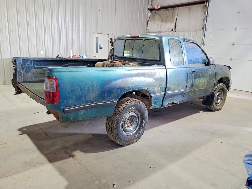 Photo 3 from auction – 1995 TOYOTA T100 with VIN JT4VD22EXS0009516
