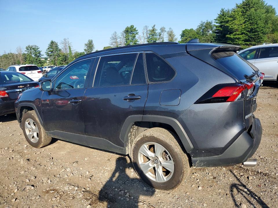 Photo 2 from auction – 2019 TOYOTA RAV4 with VIN 2T3P1RFVXKC055140