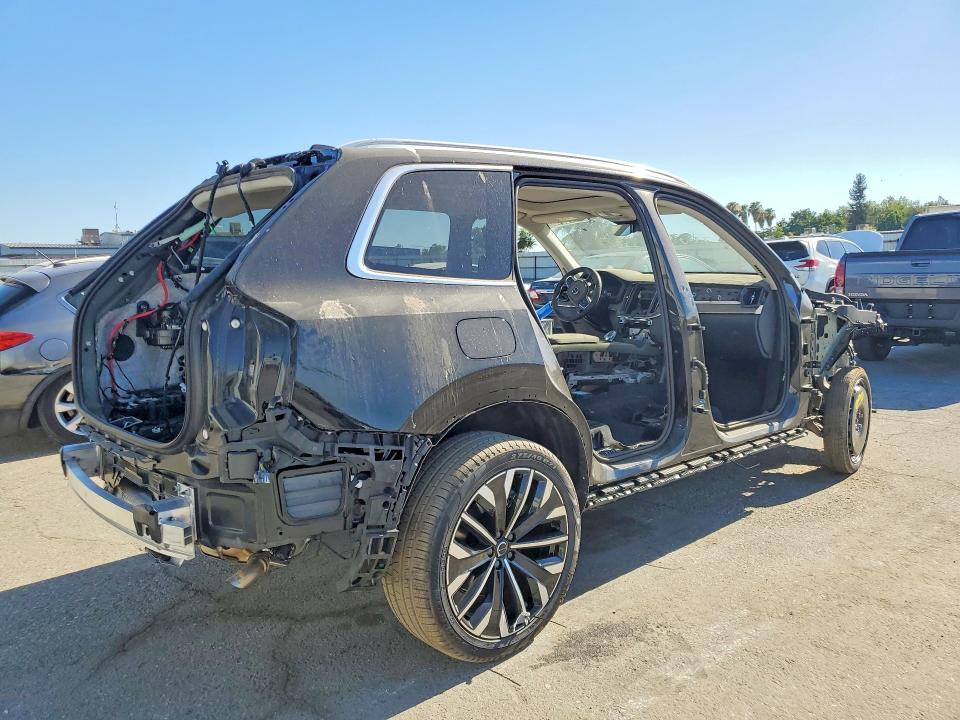 Photo 3 from auction – 2026 VOLVO XC90 with VIN YV4M12PE8T1488928