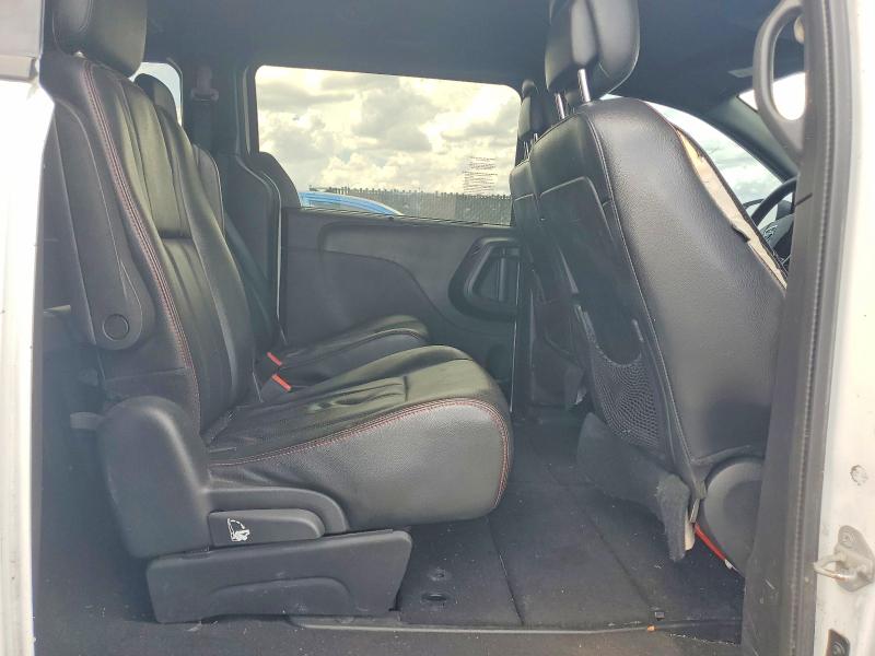 Photo 11 from auction – 2015 DODGE GRAND CARAVAN with VIN 2C4RDGBG7FR681982