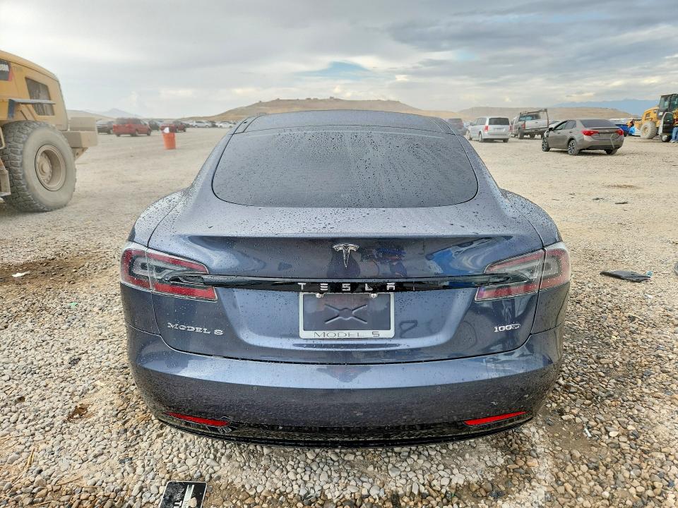 Photo 6 from auction – 2017 TESLA MODEL S with VIN 5YJSA1E20HF229216