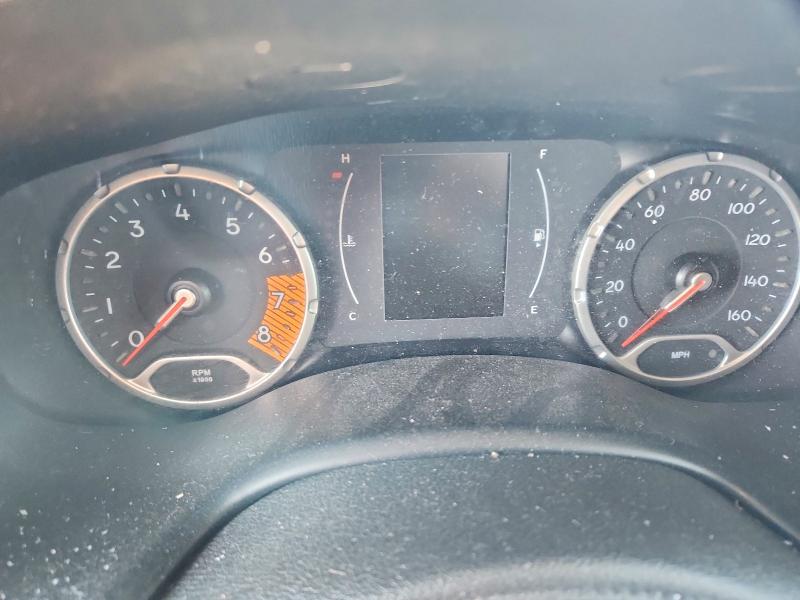 Photo 9 from auction – 2020 JEEP RENEGADE with VIN ZACNJBBB5LPM04629