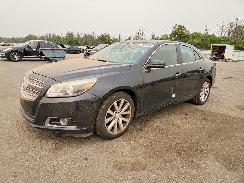 CHEVROLET MALIBU 2013 with VIN 1G11H5SA0DF333018 - Photo from auction