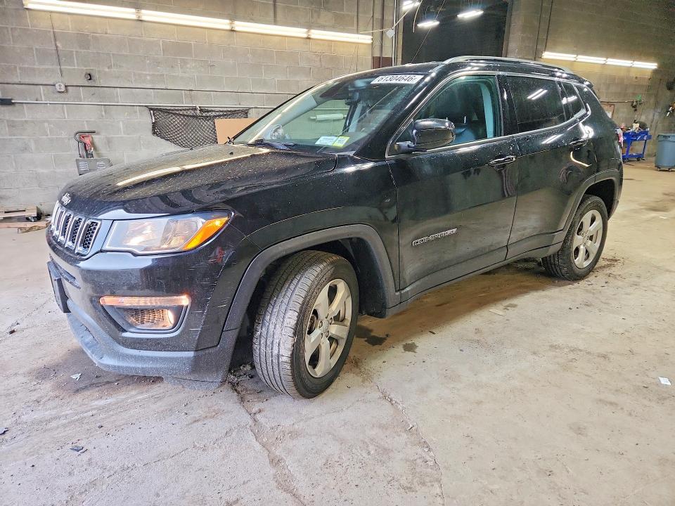 JEEP COMPASS 2020 with VIN 3C4NJDBBXLT129928 - Photo from auction