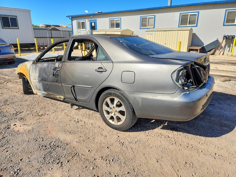 Photo 2 from auction – 2006 TOYOTA CAMRY with VIN JTDBE32K763061718