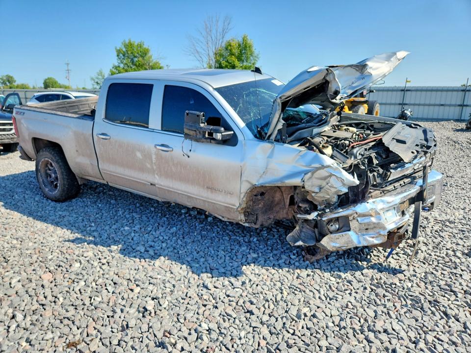 Photo 4 from auction – 2015 CHEVROLET 2500 with VIN 1GC1KWE81FF646069