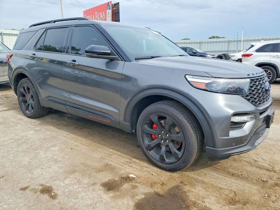 Photo 4 from auction – 2023 FORD EXPLORER with VIN 1FM5K8GC8PGA61737