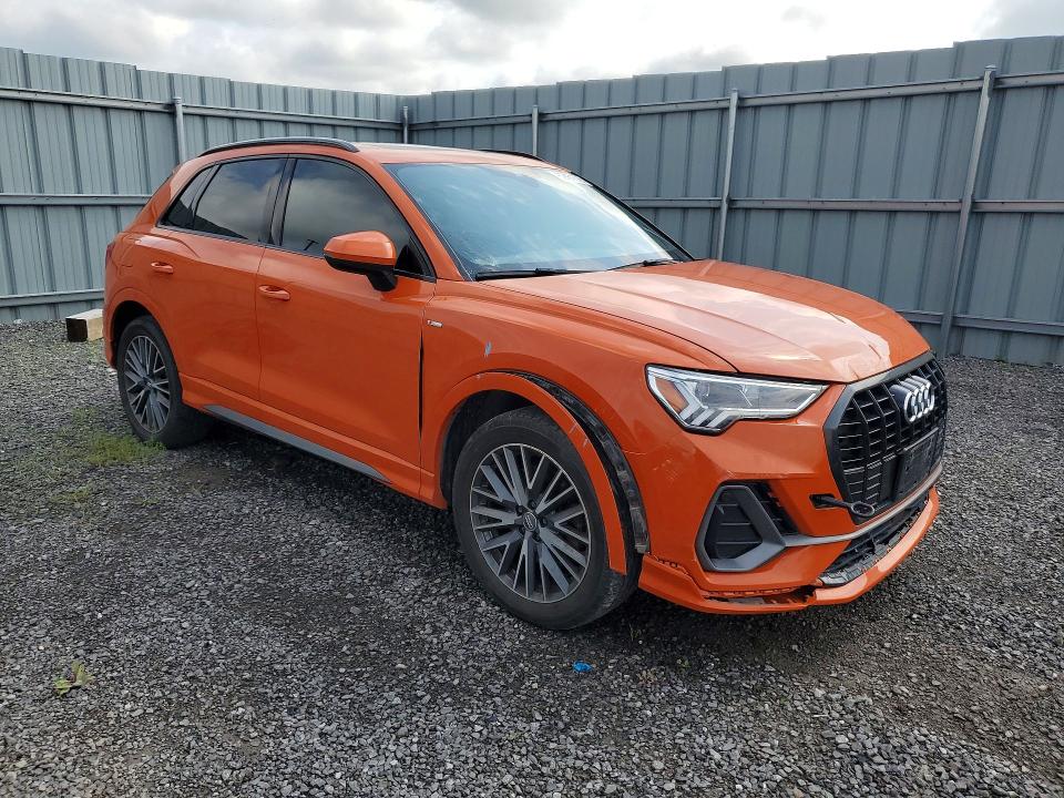 Photo 4 from auction – 2020 AUDI Q3 with VIN WA1EECF36L1018277