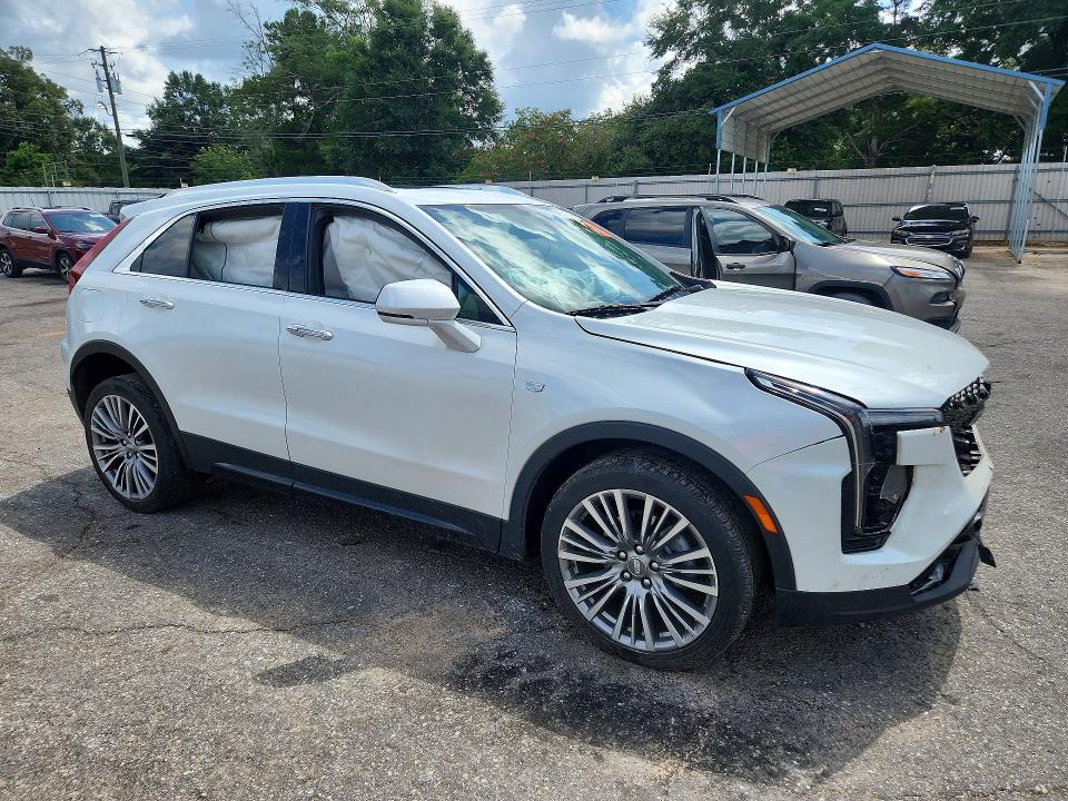 Photo 4 from auction – 2024 CADILLAC XT4 with VIN 1GYFZCR42RF121317