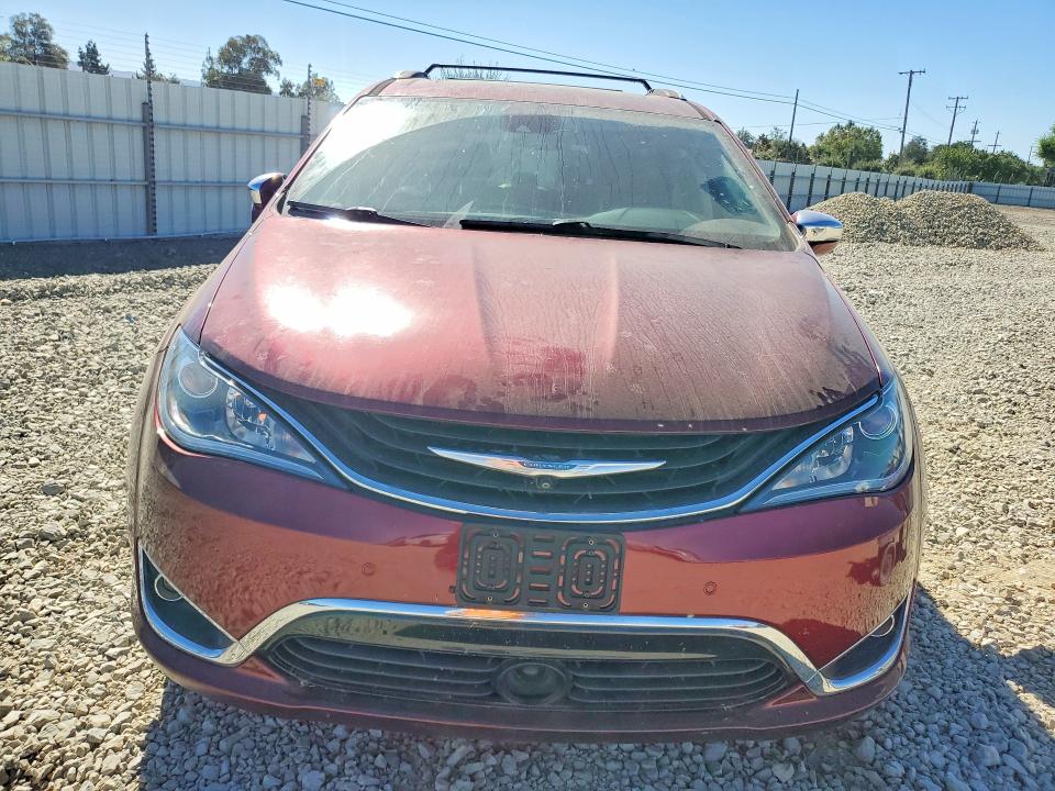 Photo 5 from auction – 2018 CHRYSLER PACIFICA with VIN 2C4RC1N75JR230277