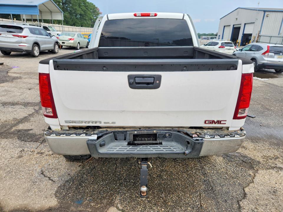 Photo 6 from auction – 2011 GMC SIERRA 1500 with VIN 3GTP2VE3XBG364949