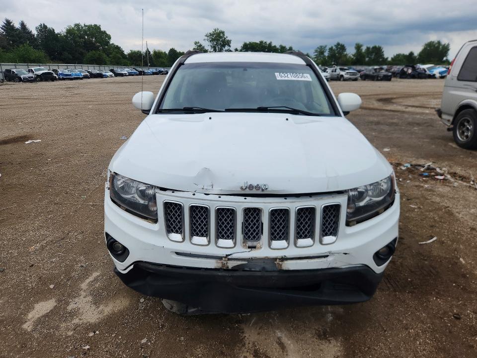 Photo 5 from auction – 2016 JEEP COMPASS with VIN 1C4NJCEA1GD744585