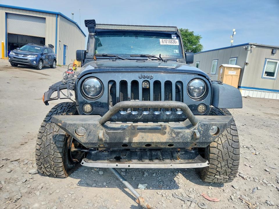 Photo 5 from auction – 2014 JEEP WRANGLER UNLIMITED with VIN 1C4BJWDGXEL210255