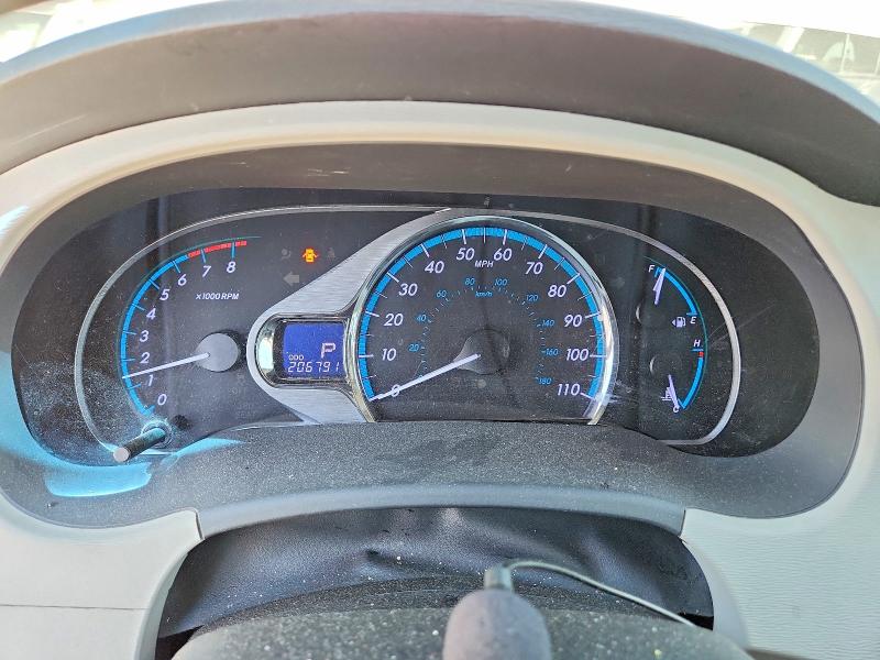 Photo 9 from auction – 2011 TOYOTA SIENNA with VIN 5TDYK3DC7BS139173