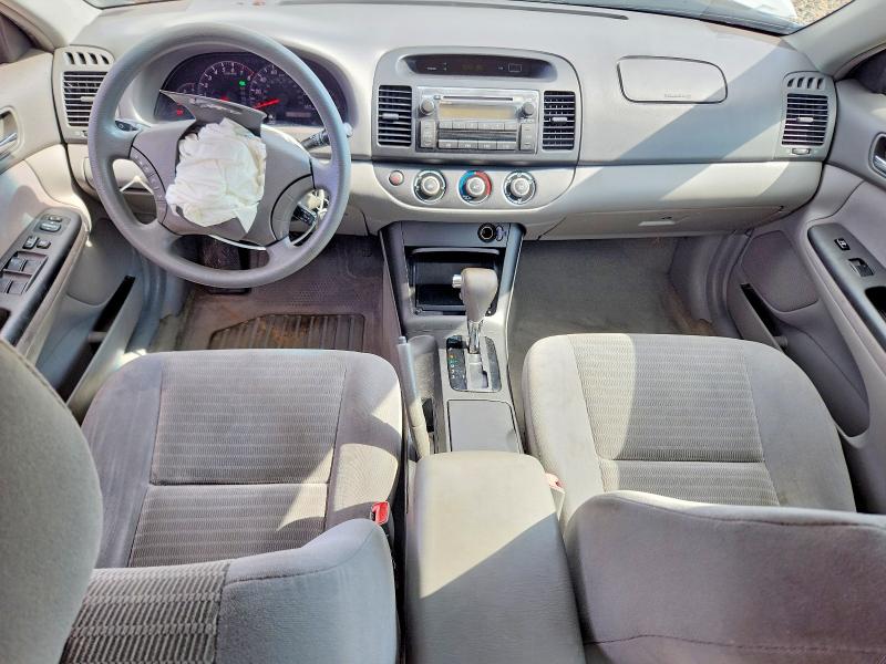 Photo 8 from auction – 2005 TOYOTA CAMRY with VIN 4T1BE32K05U596880