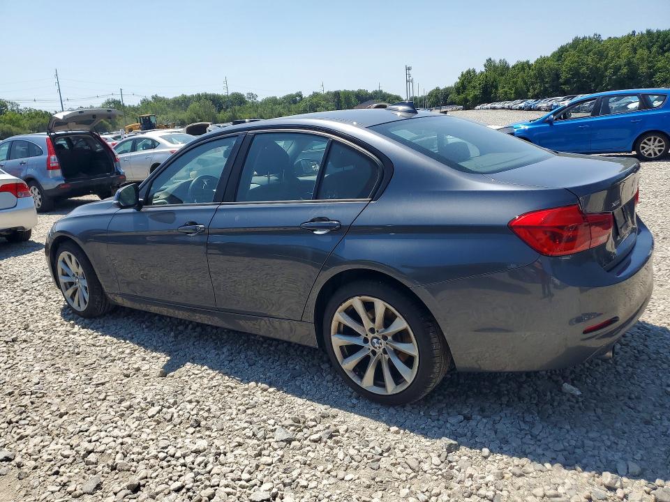 Foto 2 de la subasta – 2018 BMW 320 con VIN WBA8E5G55JNU47105