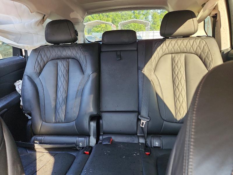 Photo 10 from auction – 2023 BMW X7 with VIN 5UX23EM02P9R10714