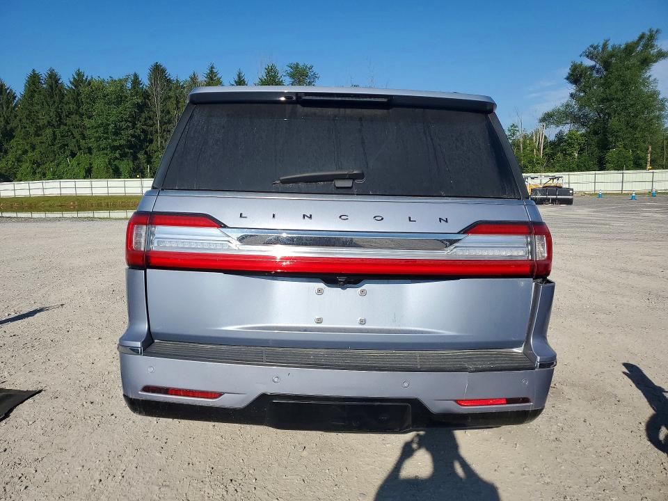 Photo 6 from auction – 2018 LINCOLN NAVIGATOR with VIN 5LMJJ3TT8JEL01301