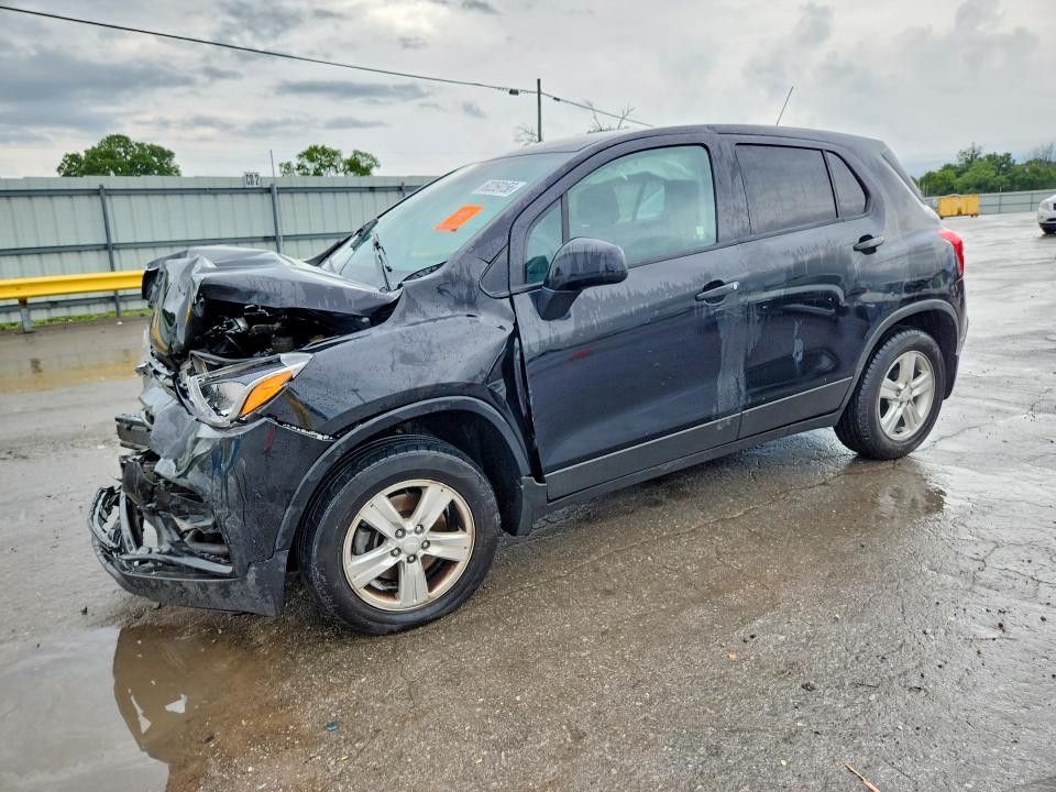 CHEVROLET TRAX 2019 with VIN 3GNCJKSB3KL248101 - Photo from auction