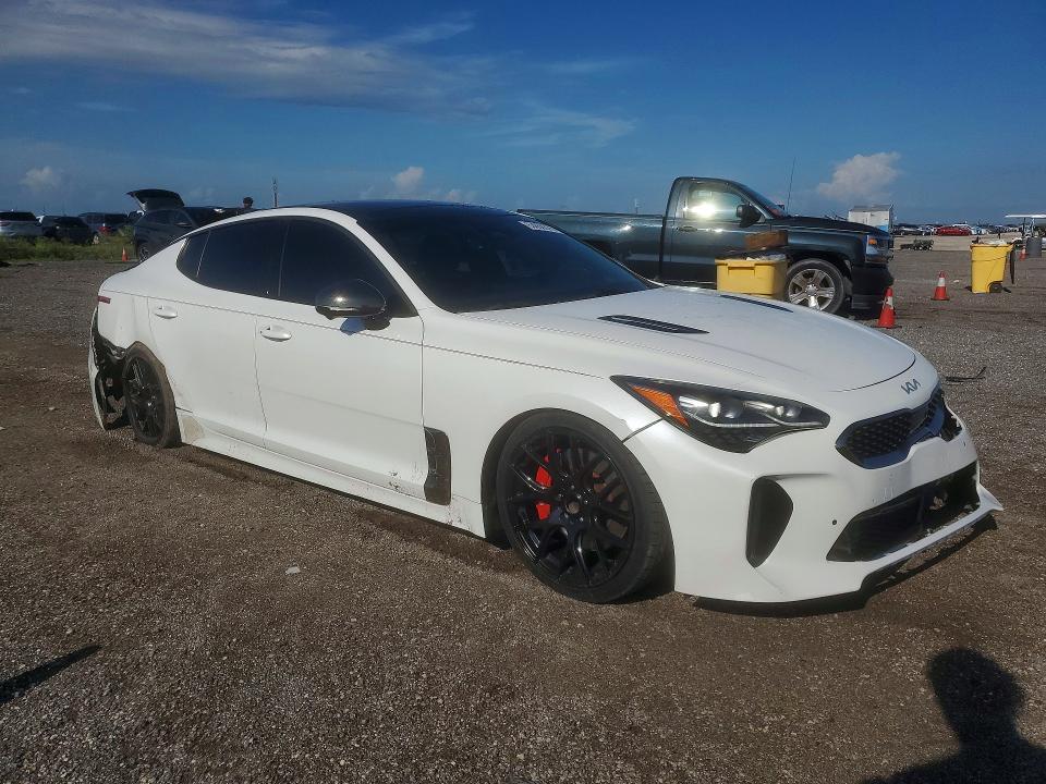 Photo 4 from auction – 2022 KIA STINGER with VIN KNAE55LC0N6115029