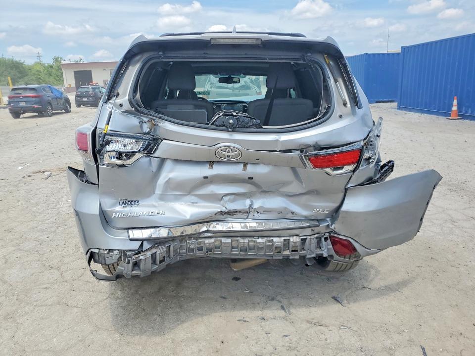 صورة رقم 6 من المزاد - 2016 TOYOTA HIGHLANDER مع VIN 5TDKKRFH8GS164074