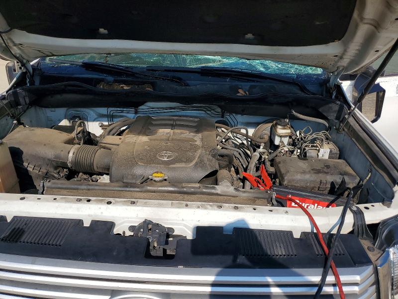 Photo 11 from auction – 2015 TOYOTA TUNDRA with VIN 5TFFY5F17FX181338