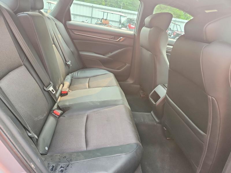 Photo 10 from auction – 2018 HONDA ACCORD with VIN 1HGCV1F37JA005294