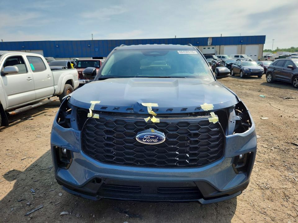 Photo 5 from auction – 2025 FORD EXPLORER with VIN 1FMUK8KH8SGC97540