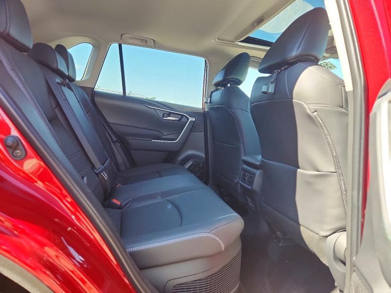 Photo 11 from auction – 2025 TOYOTA RAV4 with VIN 4T3B6RFV6SU191789