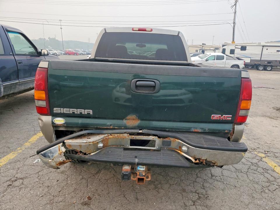 Фото 6 с аукциона – 2002 CHEVROLET SILVERADO с VIN 1GCHK23UX2F113879