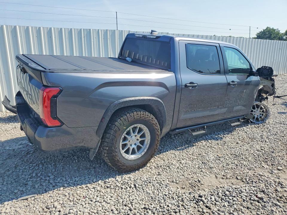Photo 3 from auction – 2024 TOYOTA TUNDRA with VIN 5TFPC5DB9RX084967