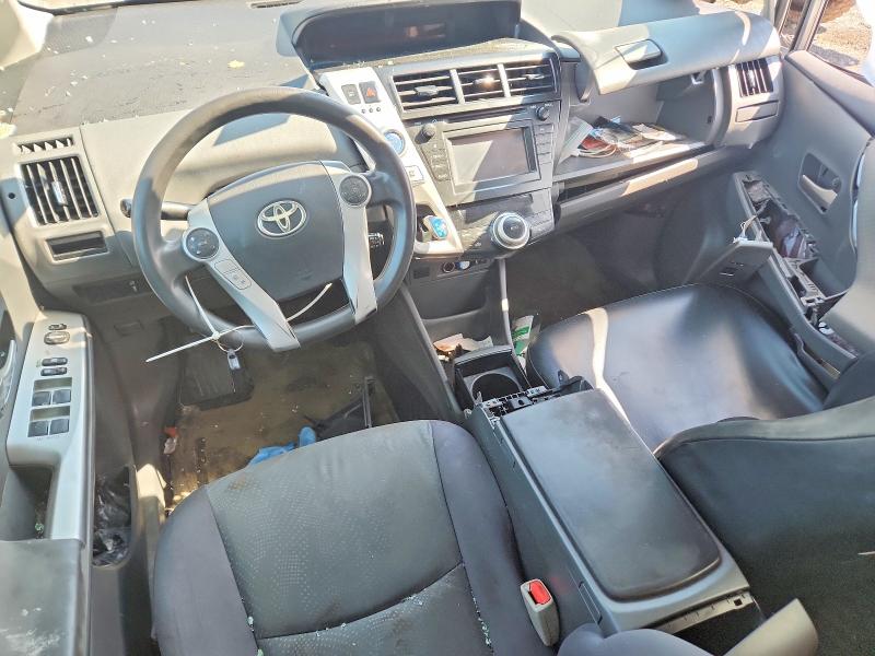 Photo 8 from auction – 2014 TOYOTA PRIUS V with VIN JTDZN3EU1EJ010513