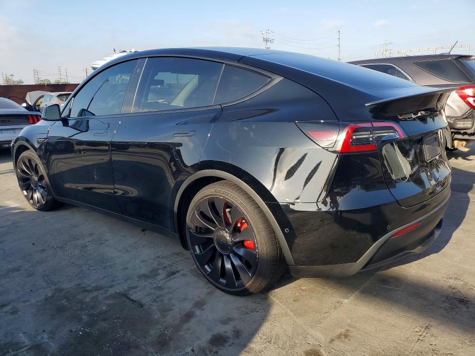 Photo 2 from auction – 2022 TESLA MODEL Y with VIN 7SAYGDEF7NF490726