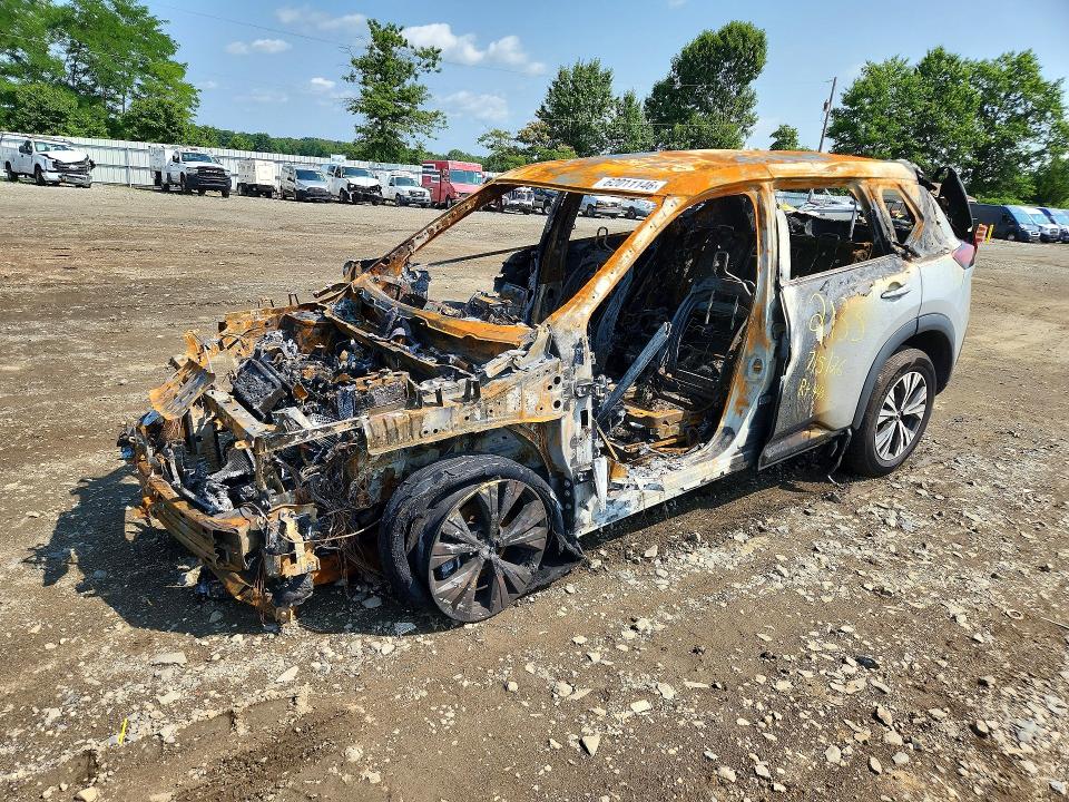 NISSAN ROGUE 2022 with VIN 5N1BT3BB0NC692133 - Photo from auction