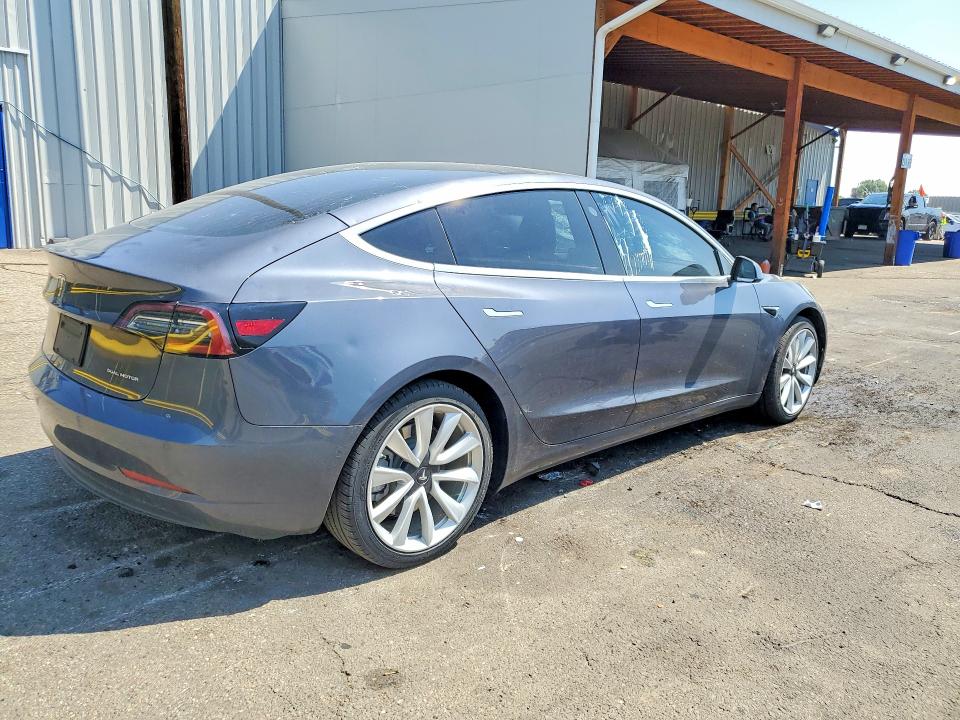 Photo 3 from auction – 2020 TESLA MODEL 3 with VIN 5YJ3E1EB0LF638057
