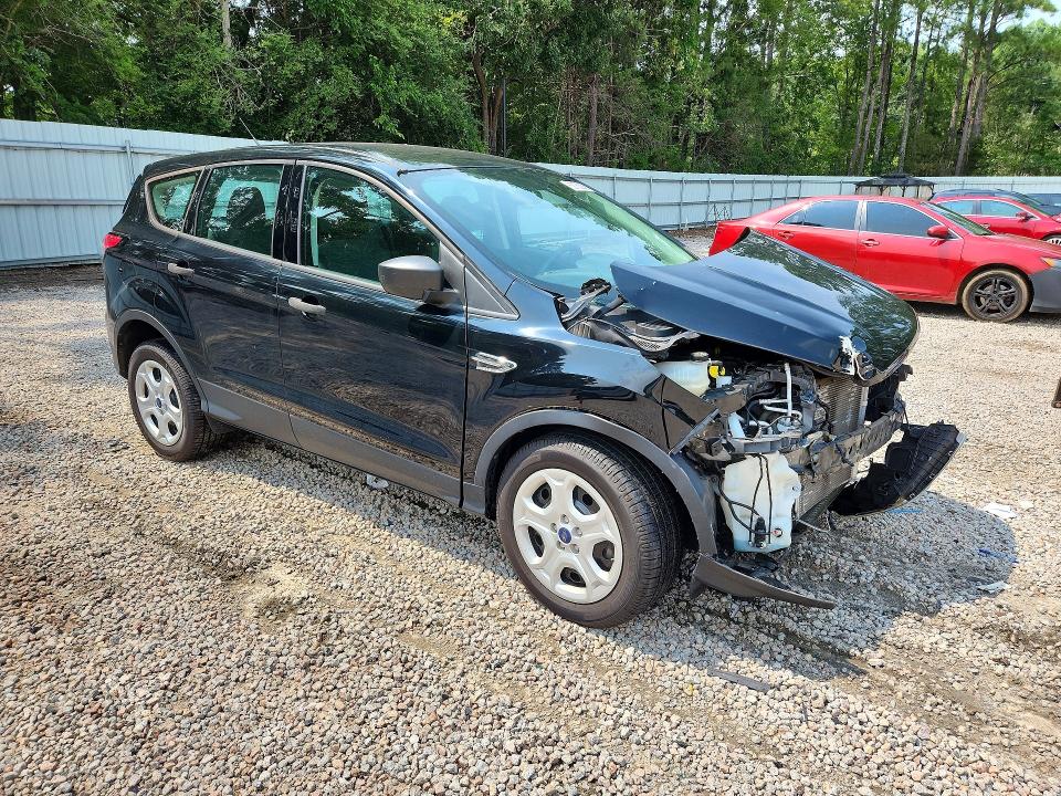 Photo 4 from auction – 2017 FORD ESCAPE with VIN 1FMCU0F71HUD15329