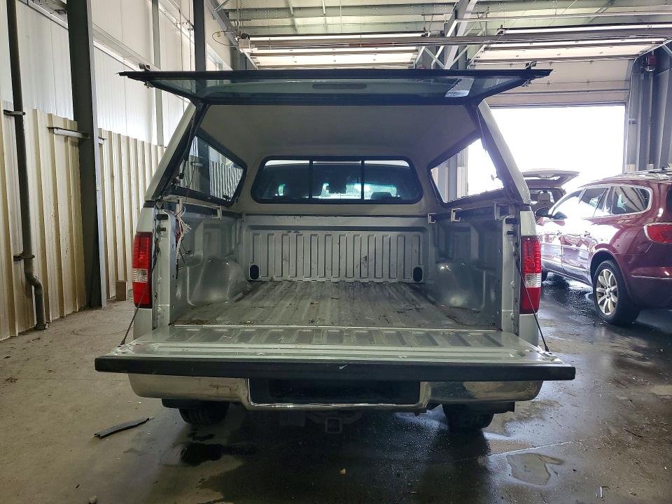 Photo 6 from auction – 2006 FORD F150 with VIN 1FTPX14V26FB51532
