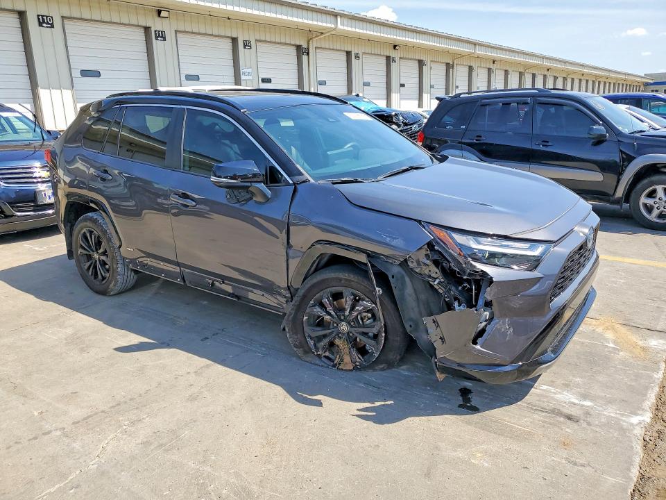 Photo 4 from auction – 2024 TOYOTA RAV4 with VIN 2T3E6RFV3RW061573