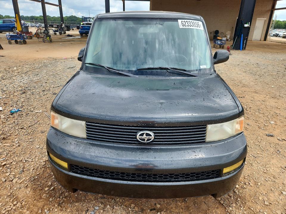 Photo 5 from auction – 2006 TOYOTA SCION with VIN JTLKT324X64092371