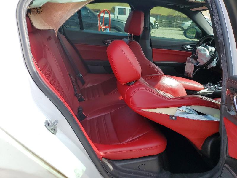 Photo 10 from auction – 2021 ALFA ROMEO GIULIA with VIN ZARFANBN9M7640918