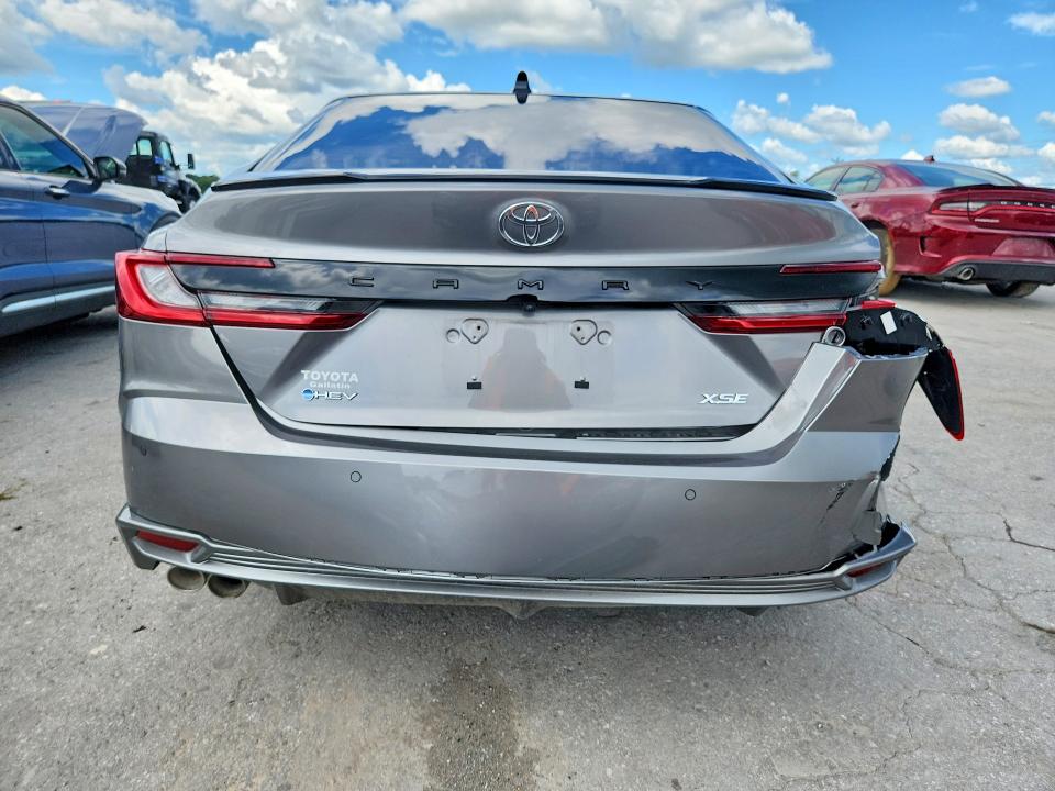 Photo 6 from auction – 2026 TOYOTA CAMRY with VIN 4T1DAACK7TU662393