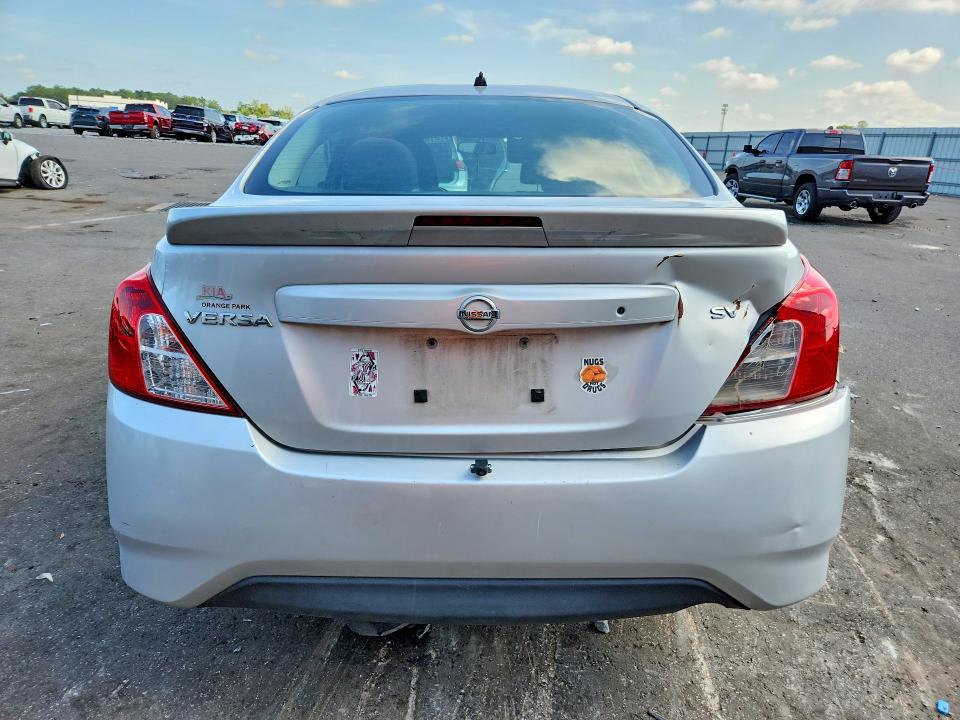 Photo 6 from auction – 2017 NISSAN VERSA with VIN 3N1CN7AP0HK462276